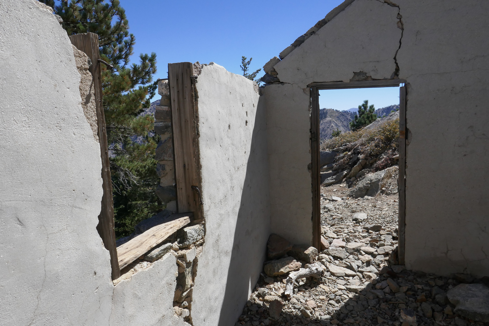 Time to get some photos from inside the ruins of the lookout.