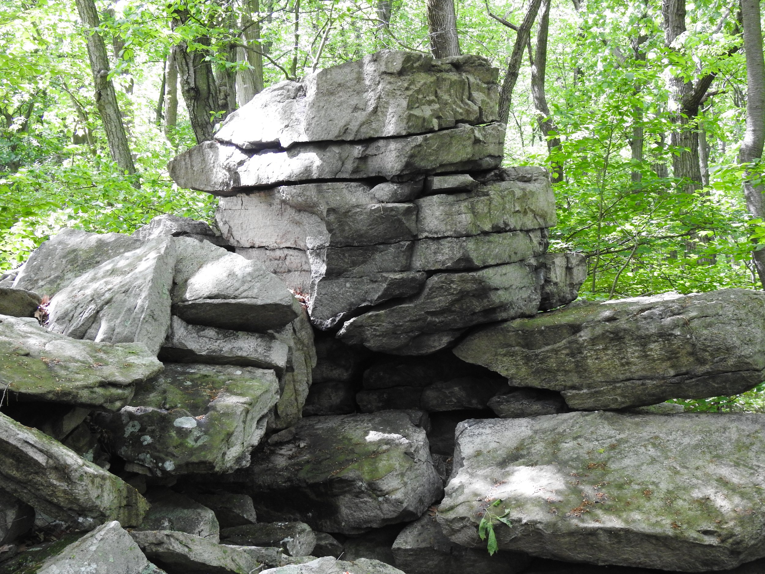  Chimney Rock 