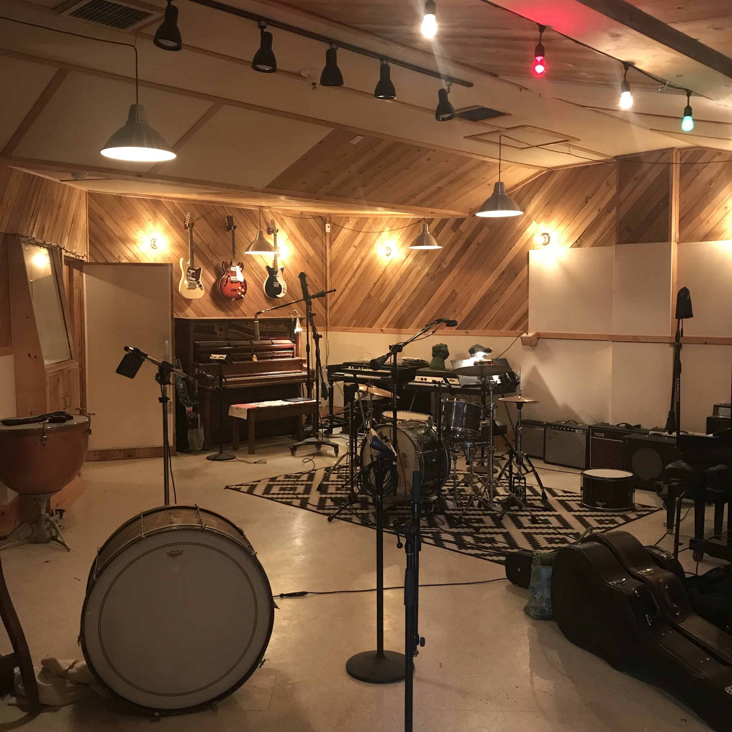 summer 2021: NEW ALBUM IN THE WORKS