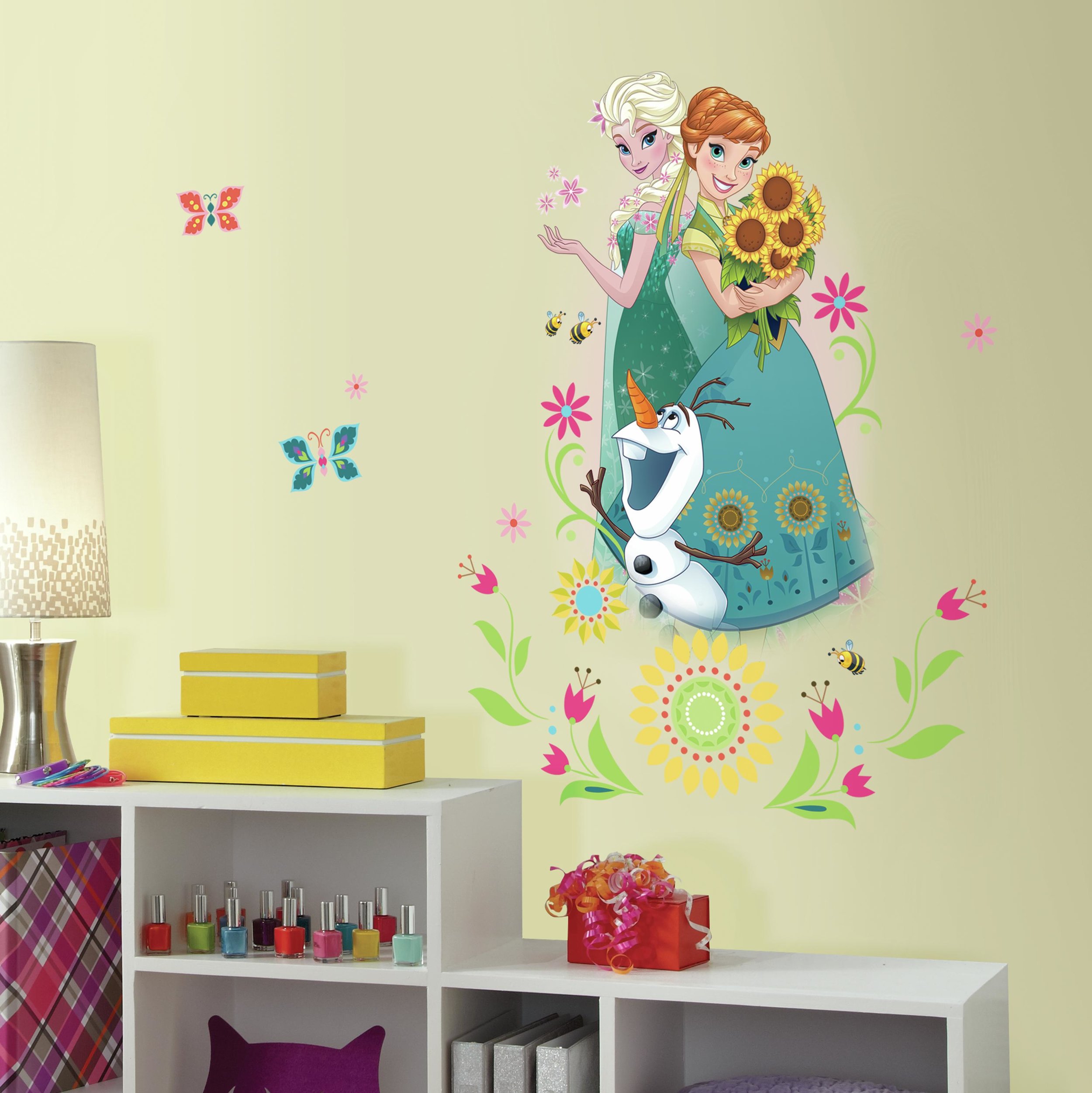 Disney Princess Rapunzel wall /cupboard sticker - large - 194