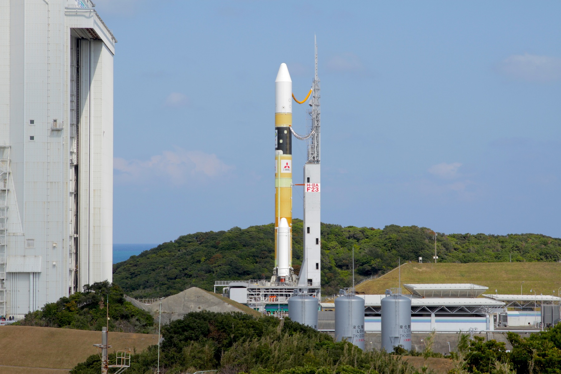 big rocket.jpg