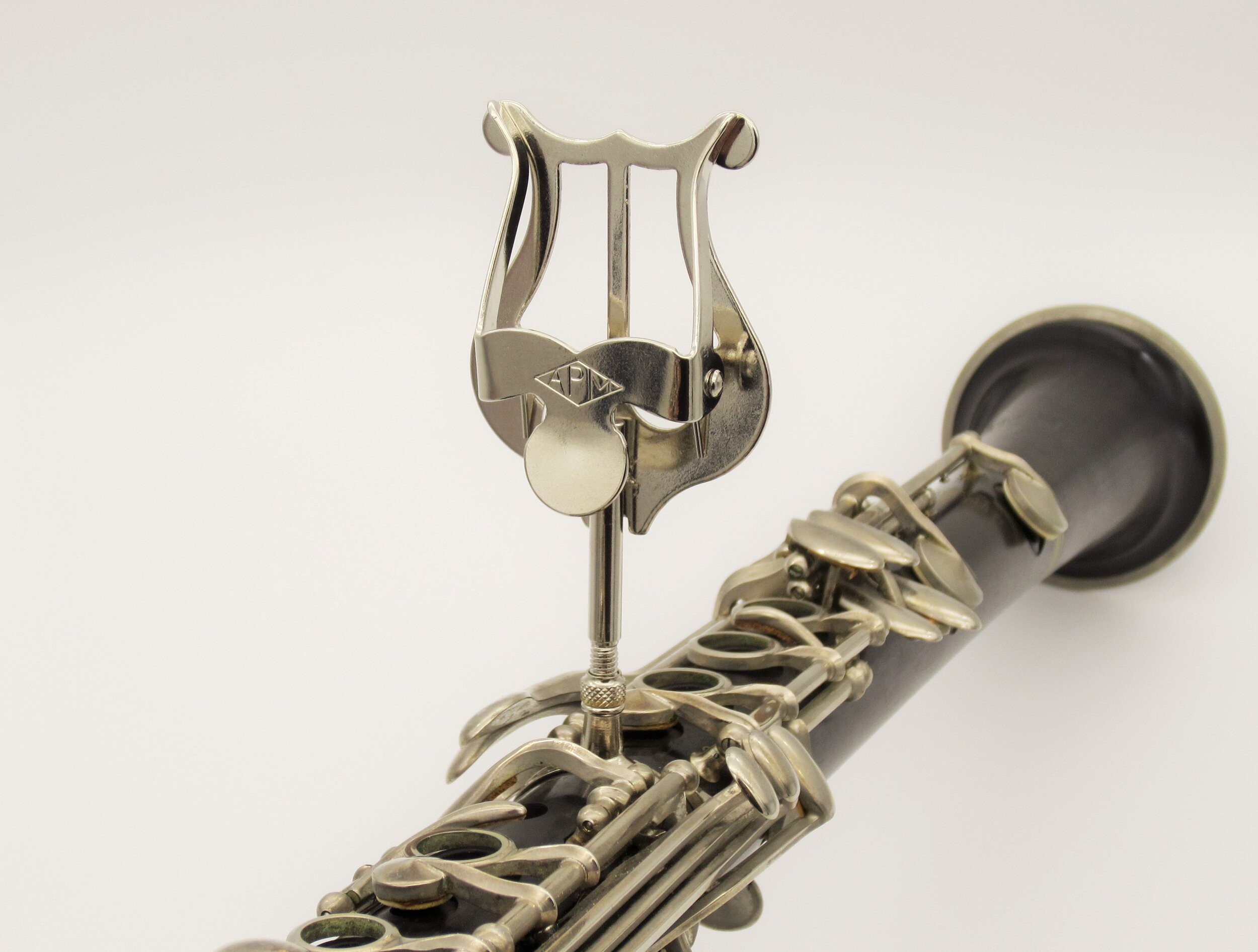Bb Clarinet Lyre (#506N) - Shown Mounted
