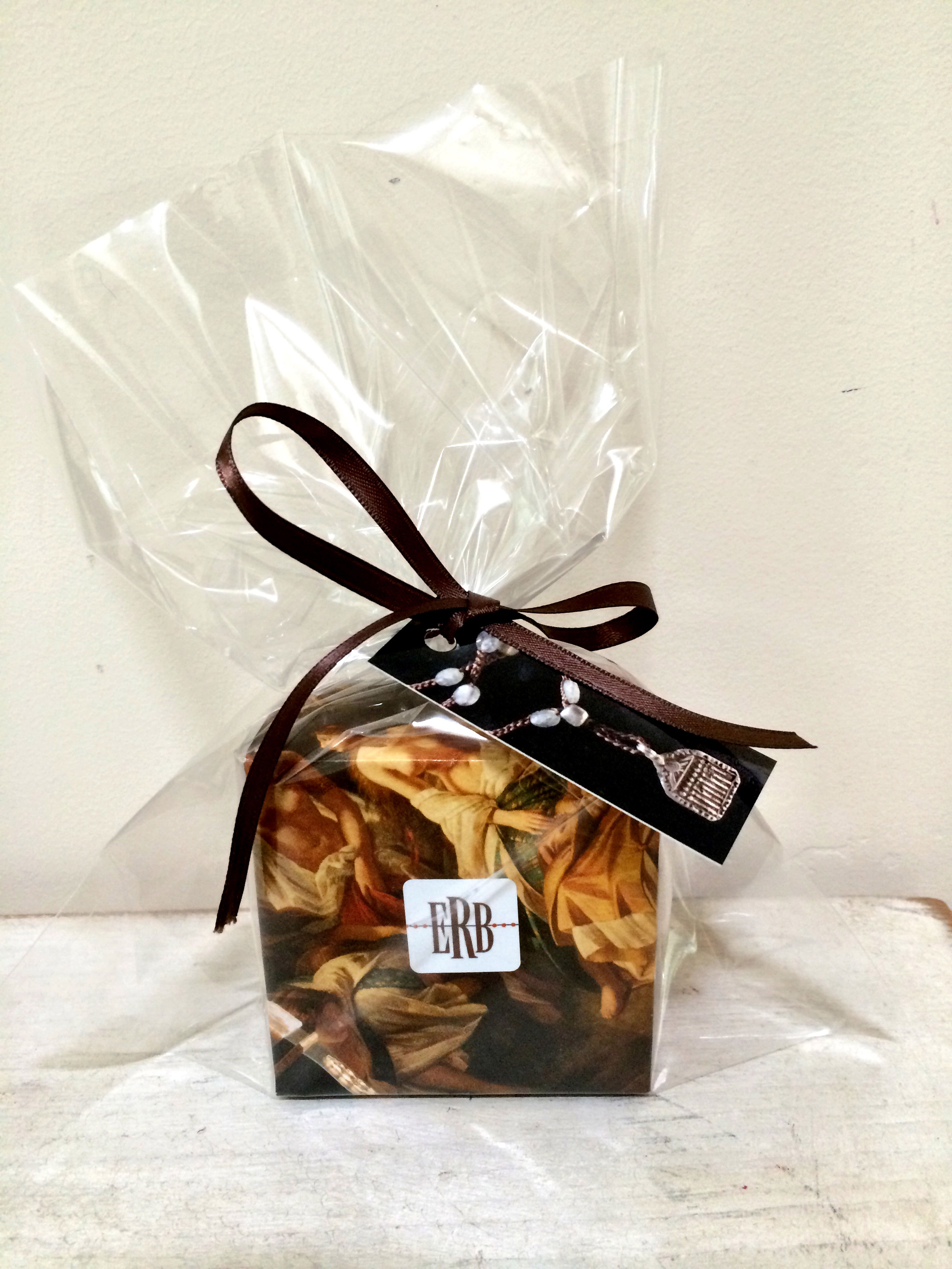 GiftBox2.jpg