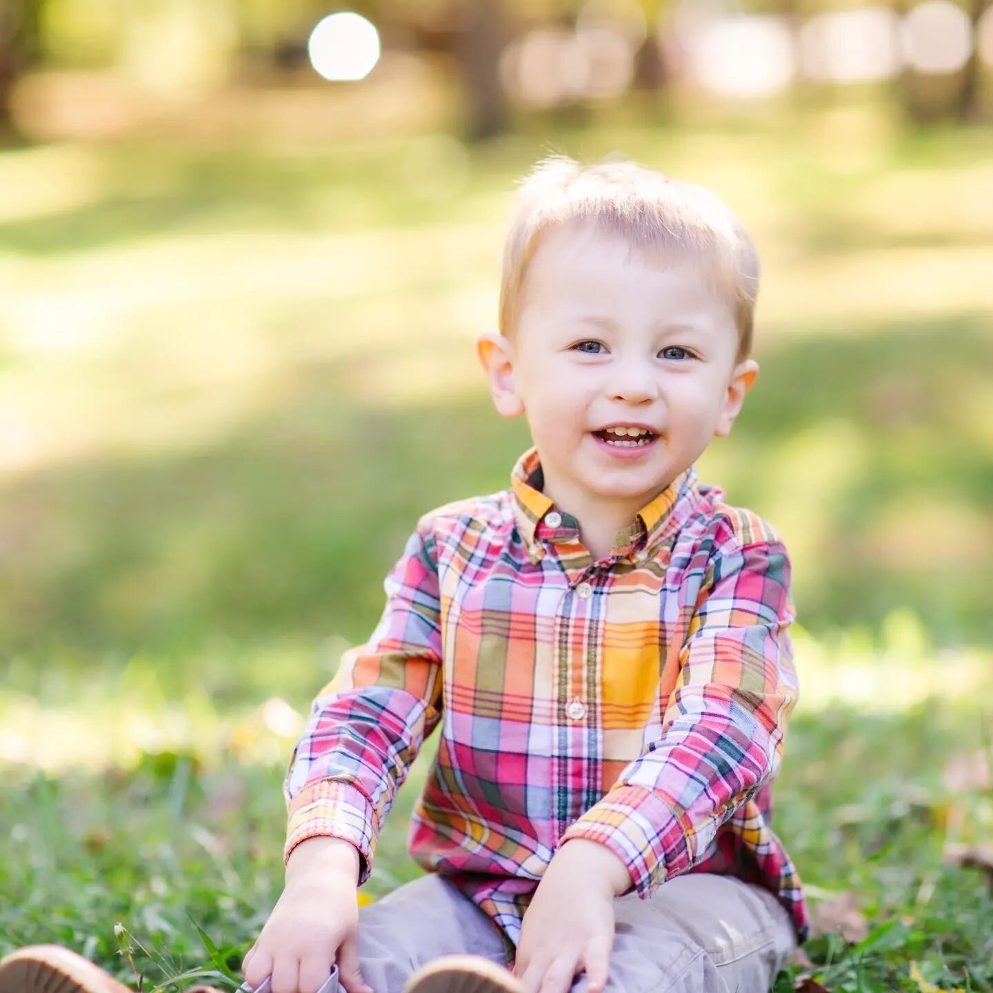 Fall Minis are just around the corner!! Let's capture some sweet memories with a mini session. 

Offering Sessions October 28th &amp; 29th, November 3rd &amp; 4th!

Message me with questions or email jessica@komorebiphotography.com for more informati