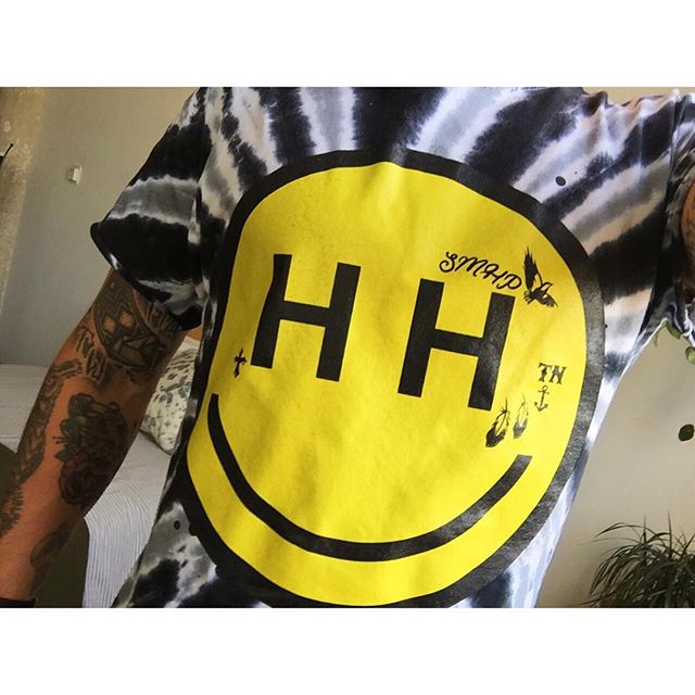 Shout Out To @happyhippiefdn. 🌈 One Love.