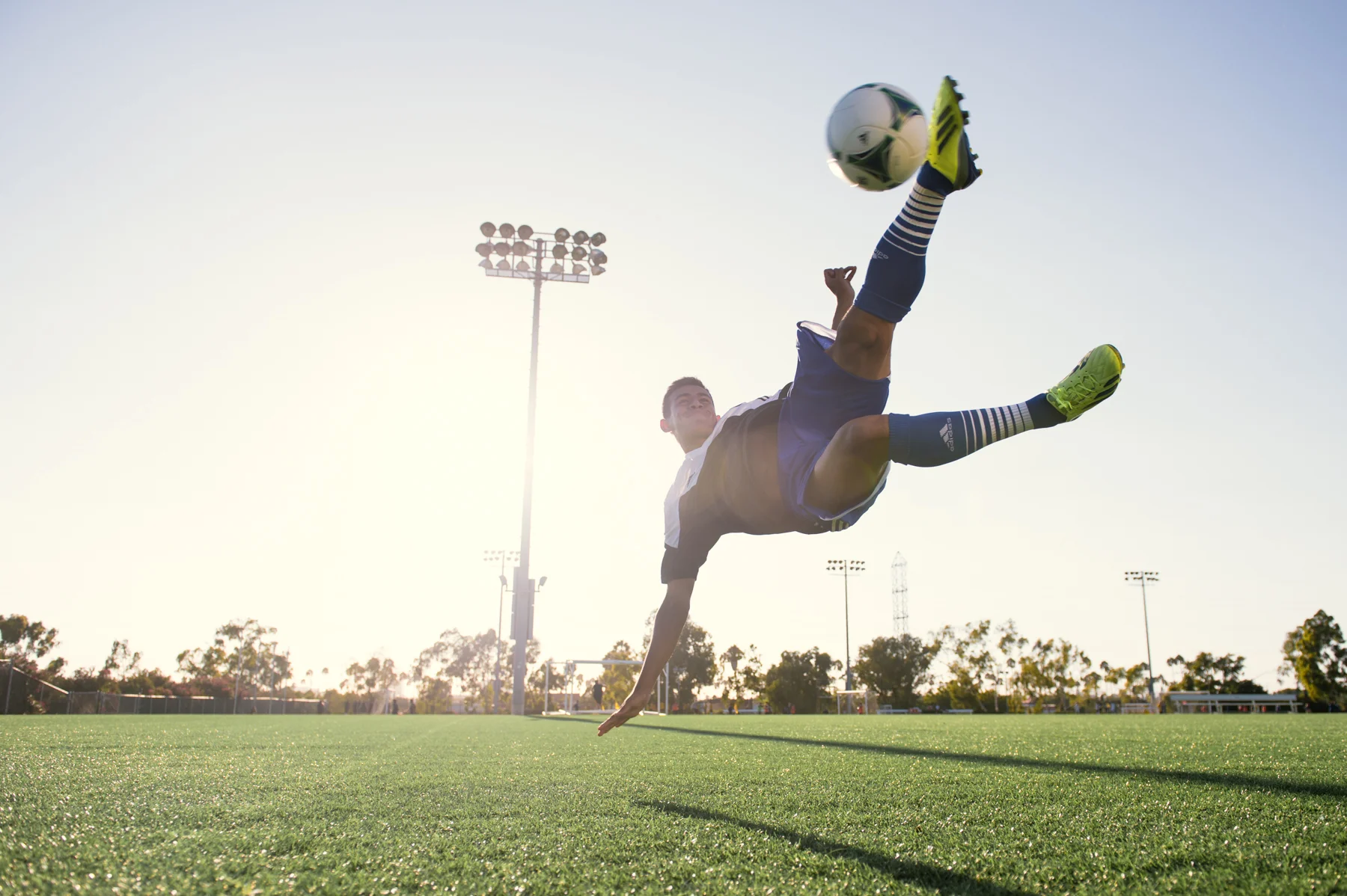 2014_Agron_Soccer_Scissor01_0028-Edit.jpg