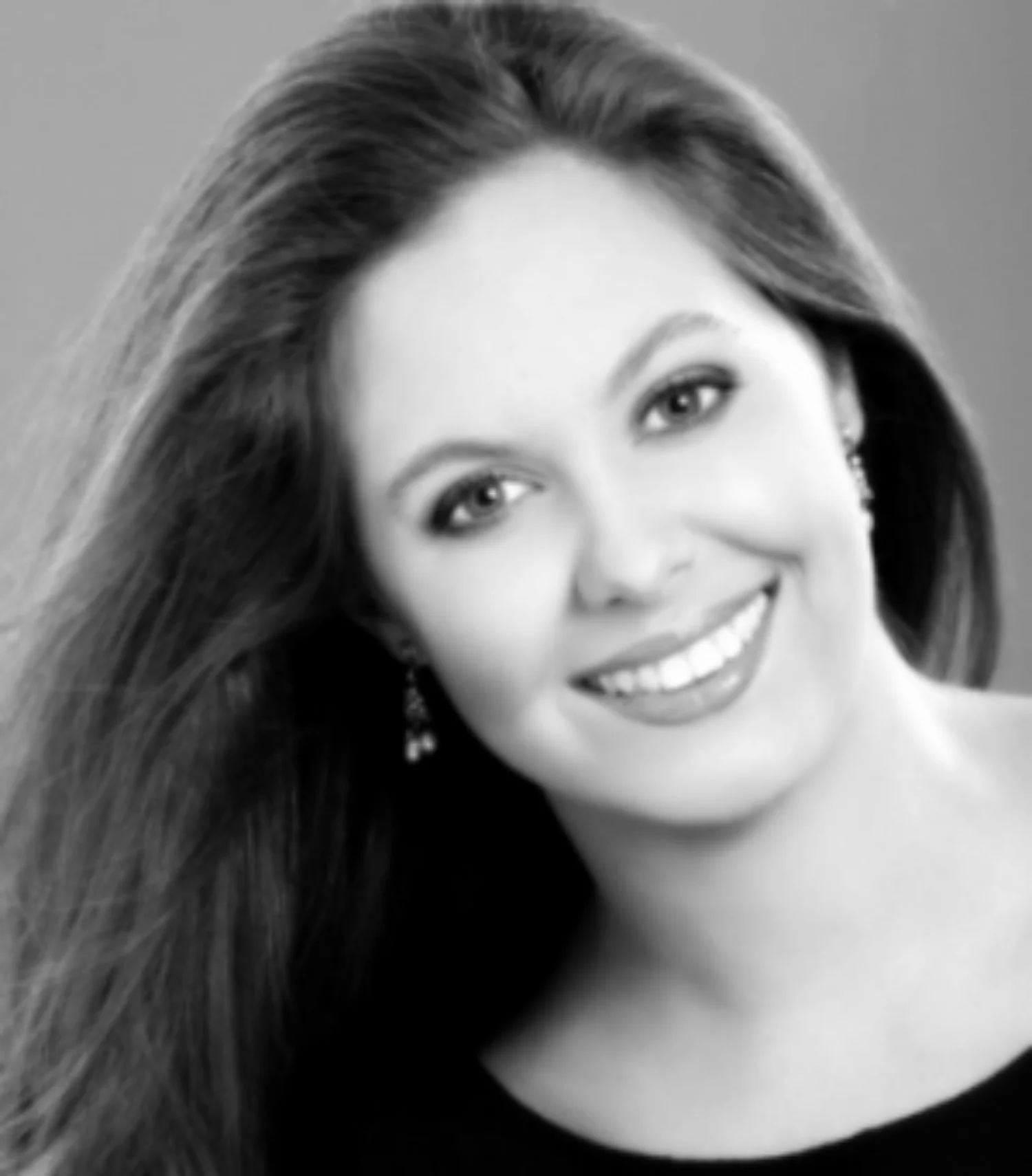Ingrid Mikolajczyk headshot.jpg