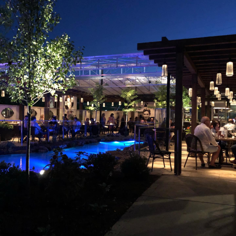  PATIO DINING - PERGOLA SYSTEM
          AQUA PAZZO 
