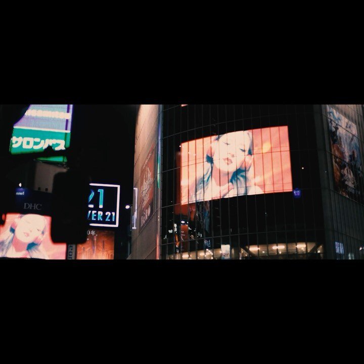 japan 04.16 - pt 9 - shibuya
.
.
.
up now on yt.  this was the first thing I edited actually, and actually has footage from tokyo, osaka, kyoto, and hiroshima. 
.
.
.
#japan #tokyo #osaka #shibuya #night #urban #street #hiroshima #travel #cinematic #