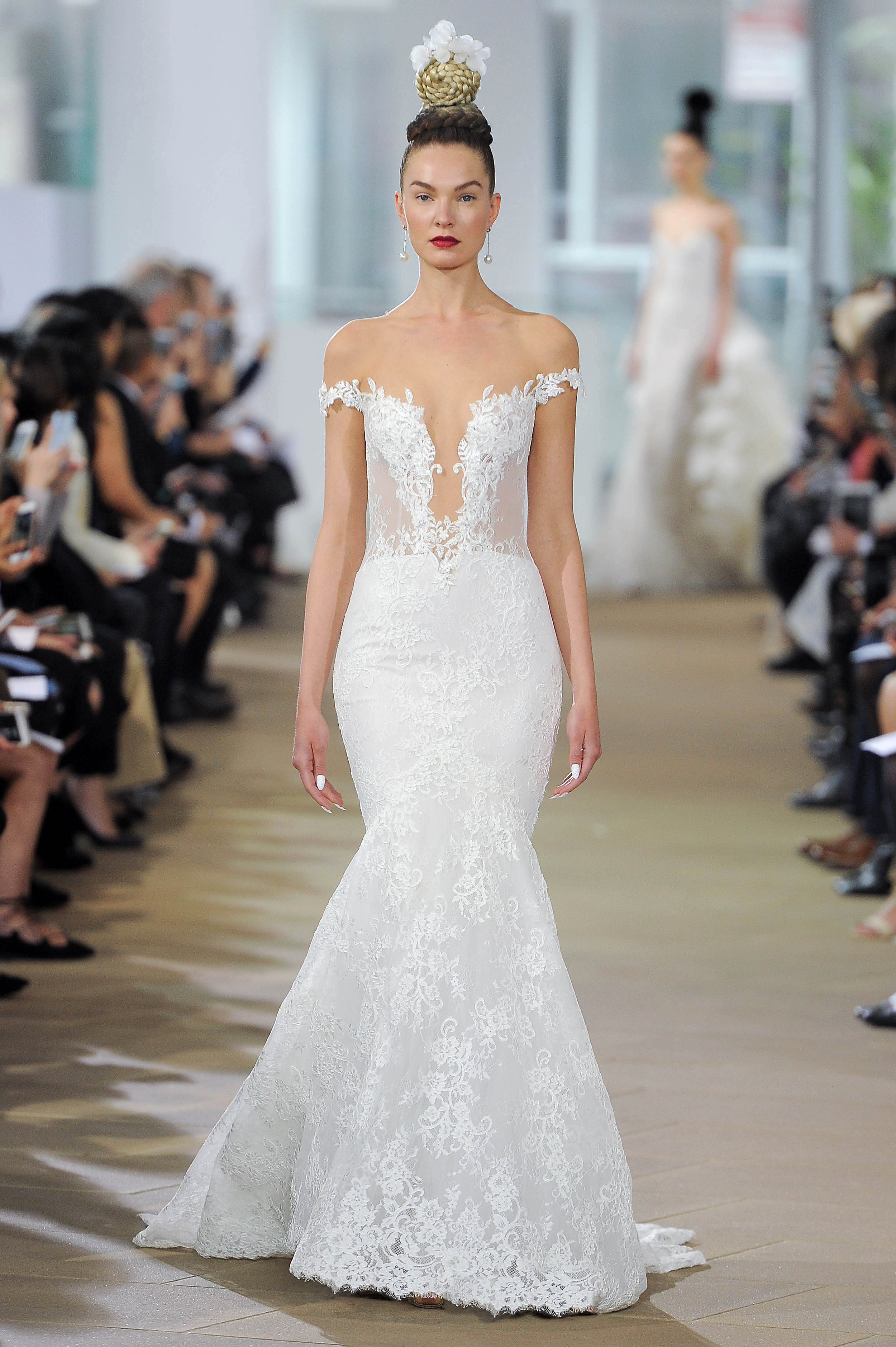 Ines Di Santo Haydon Sexy off the shoulder lace mermaid wedding dress plunging neckline low back