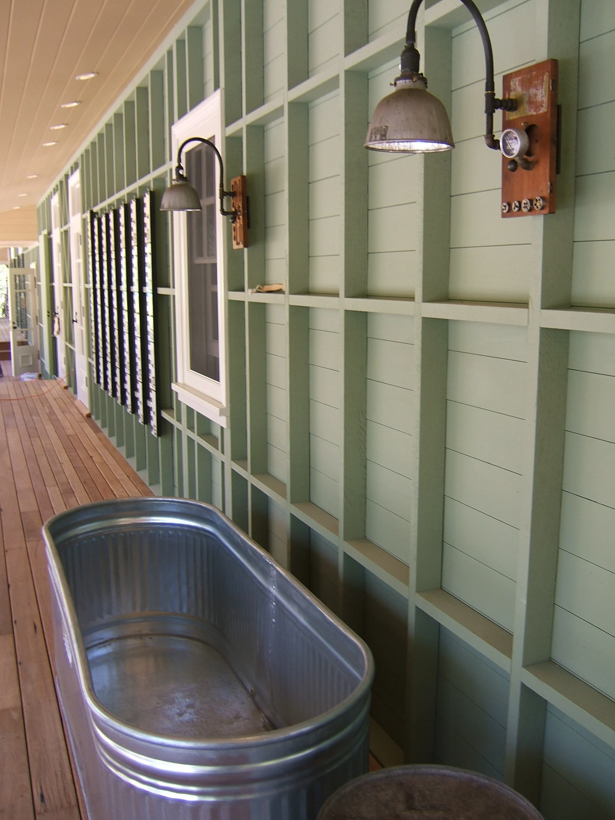 Sonoma porch bathing tub wall lamps