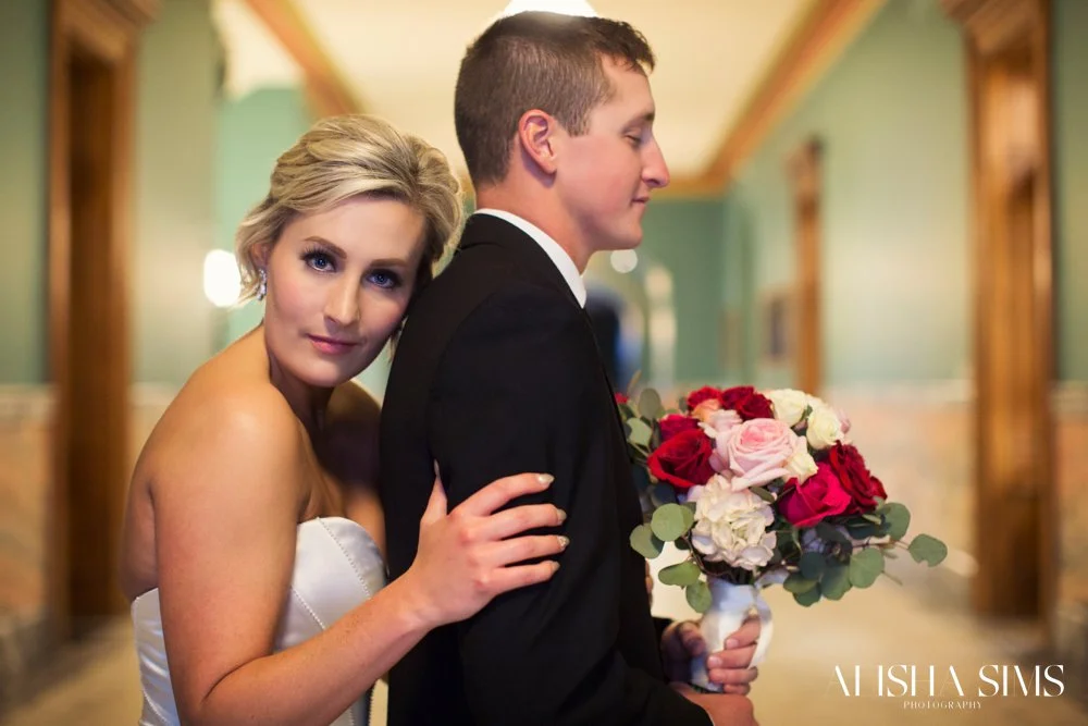 First Cuddle | Evansville Indiana Wedding Photographer