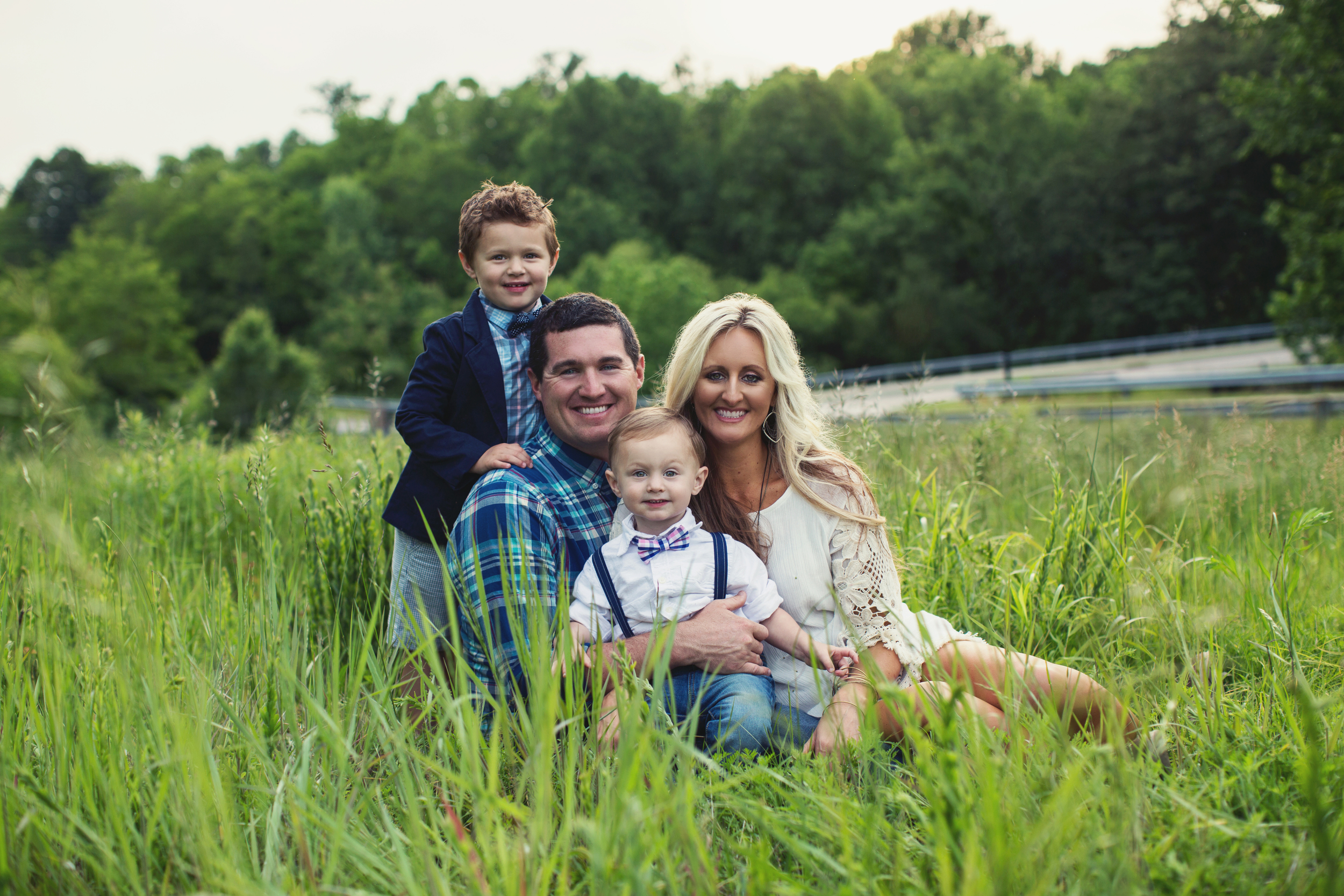Samantha and Tyler Family Session | Evansville Indiana Wedding Photographer 