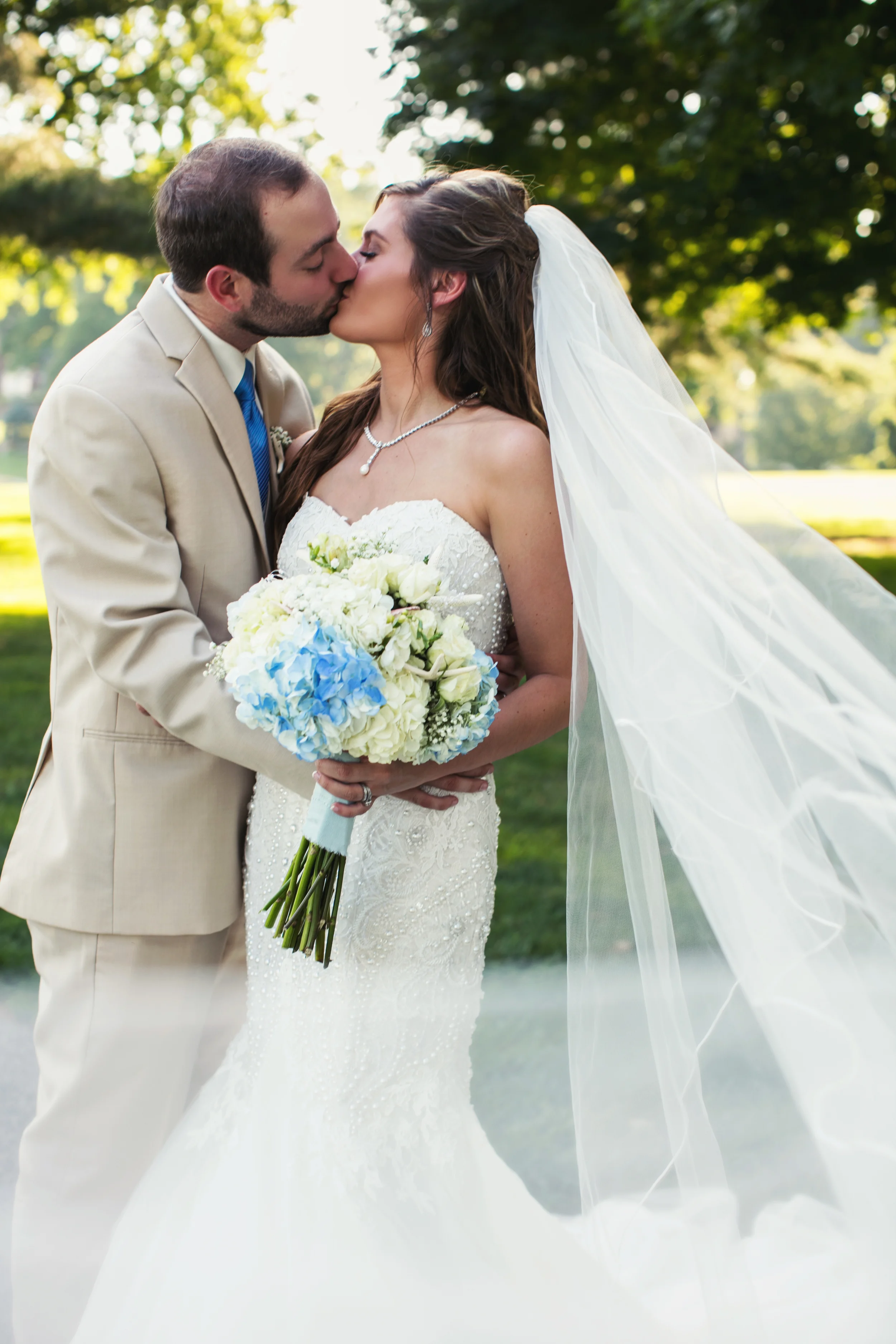 Lauren and Brandon Wedding | Evansville Indiana Photographer