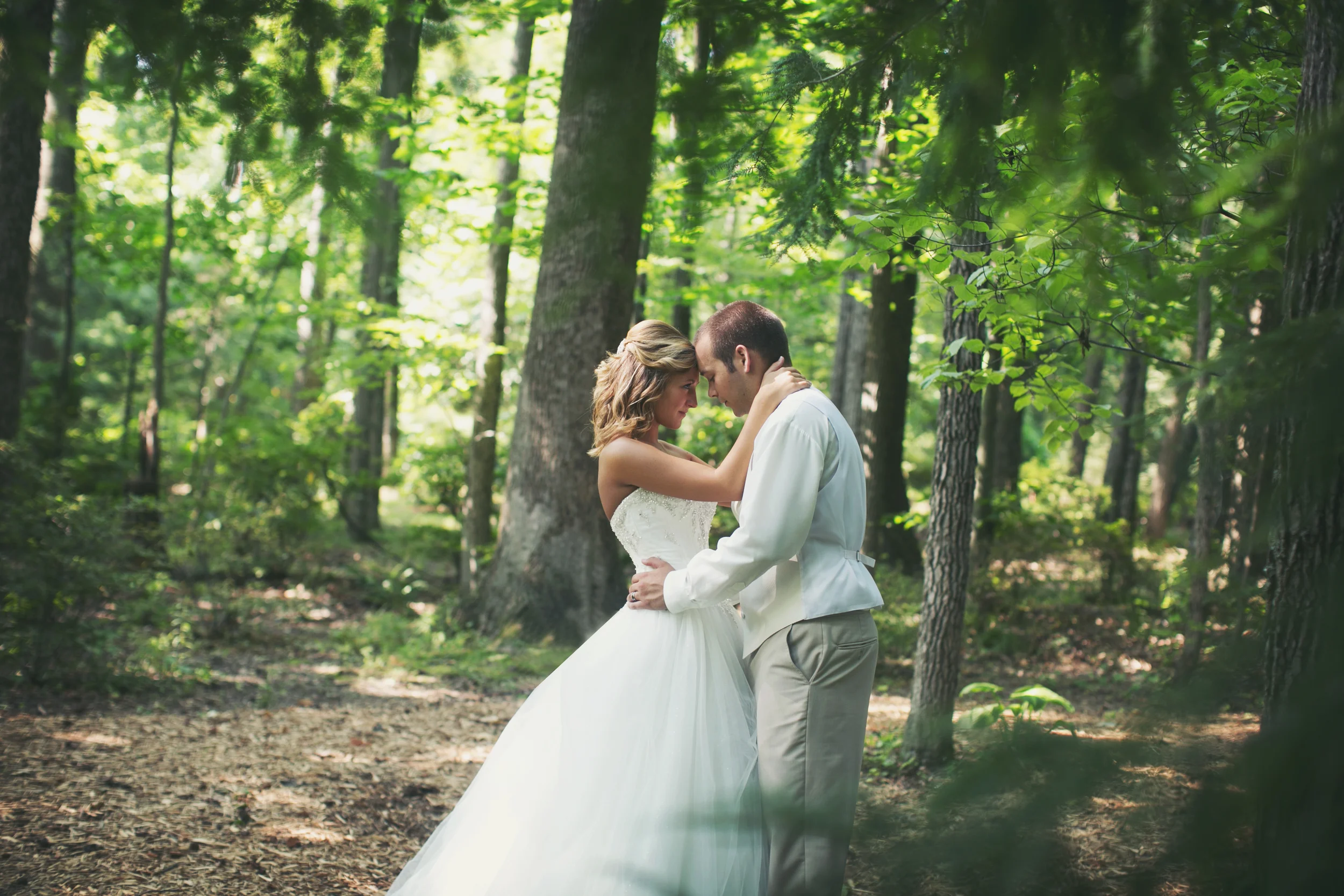 Lacey and Jon Wedding | Evansville Indiana Wedding Photographer