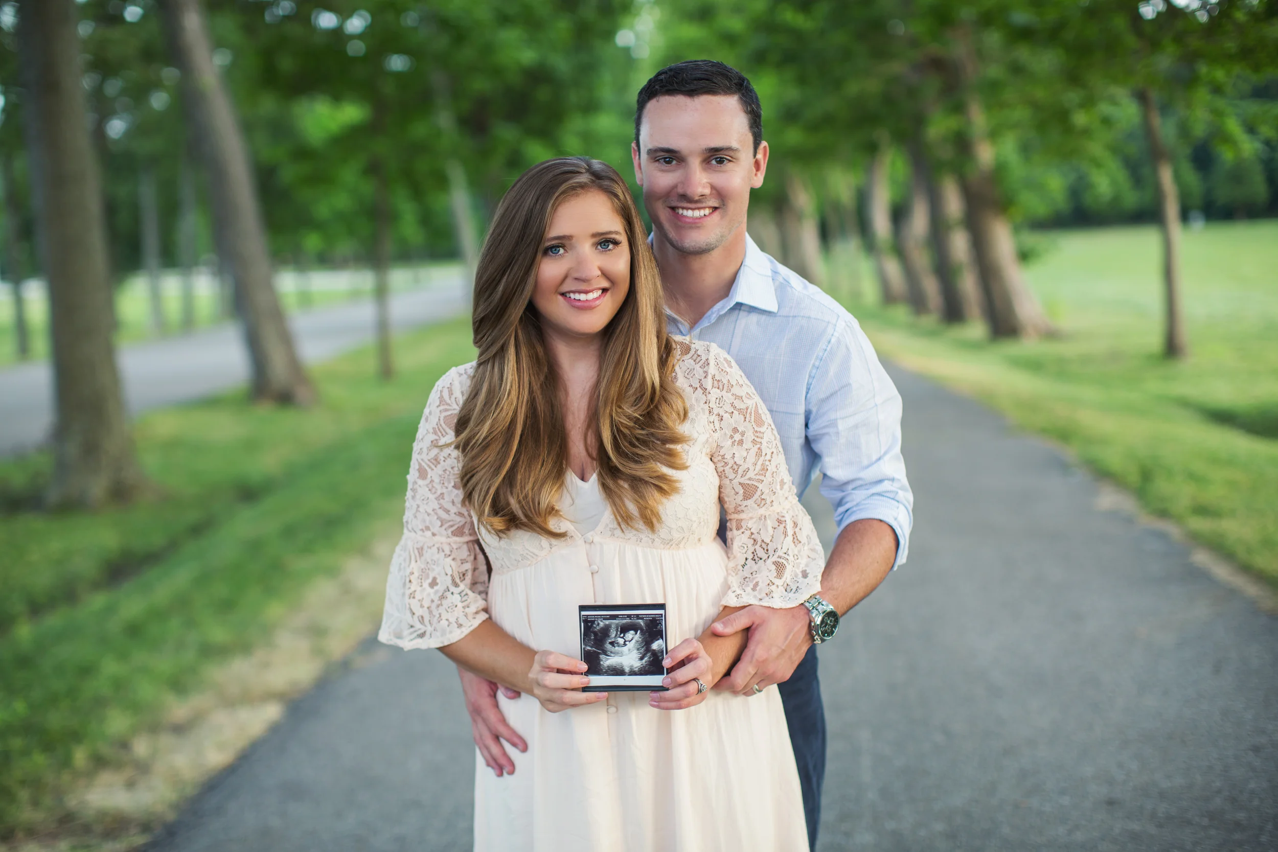 The Jackson's Have An Announcement!| Evansville, Indiana Photographer
