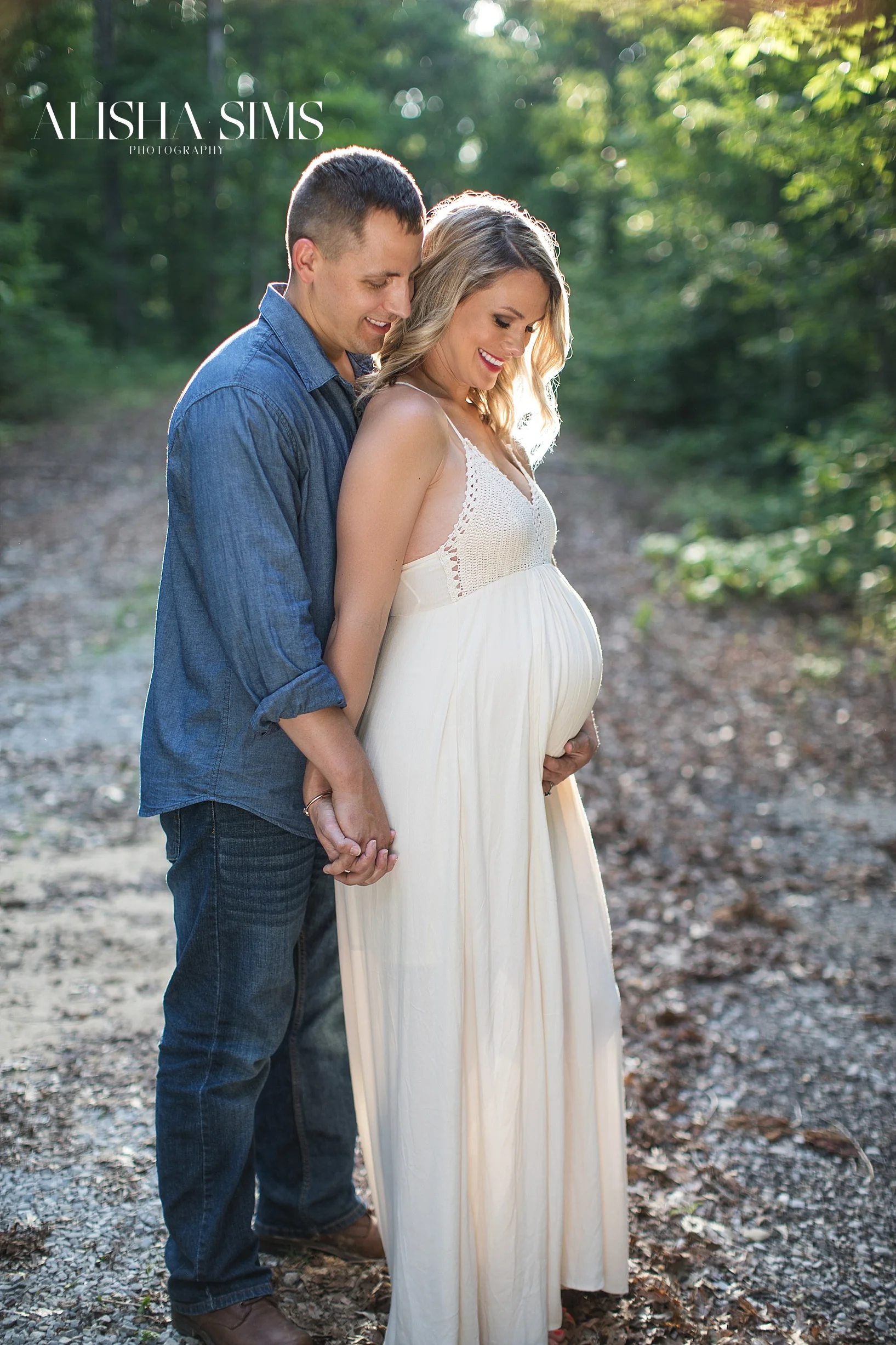 evansvilleindianamaternityphotographer.jpg