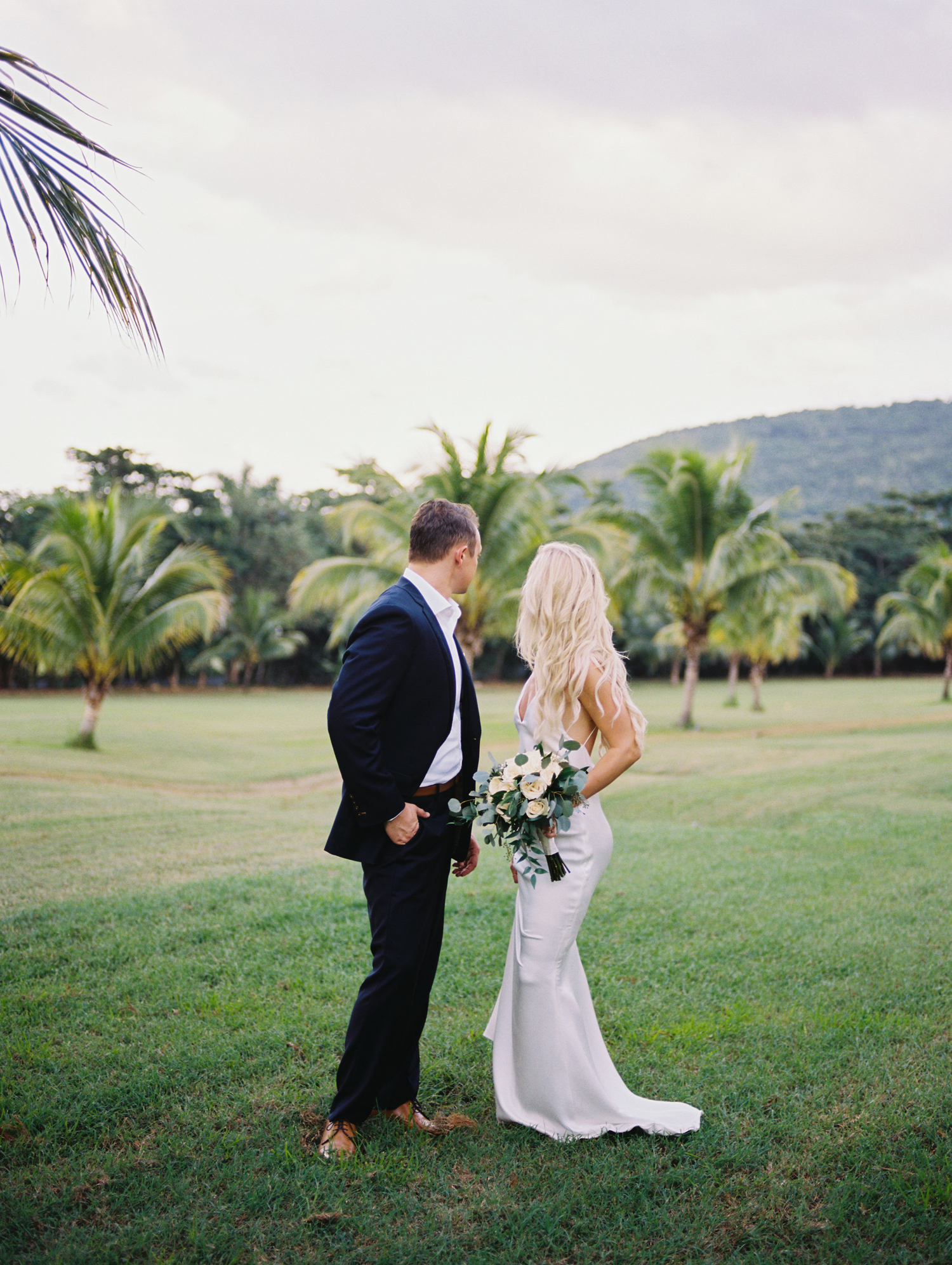 DakotaandAlishaJamaicaWedding-333x.jpg