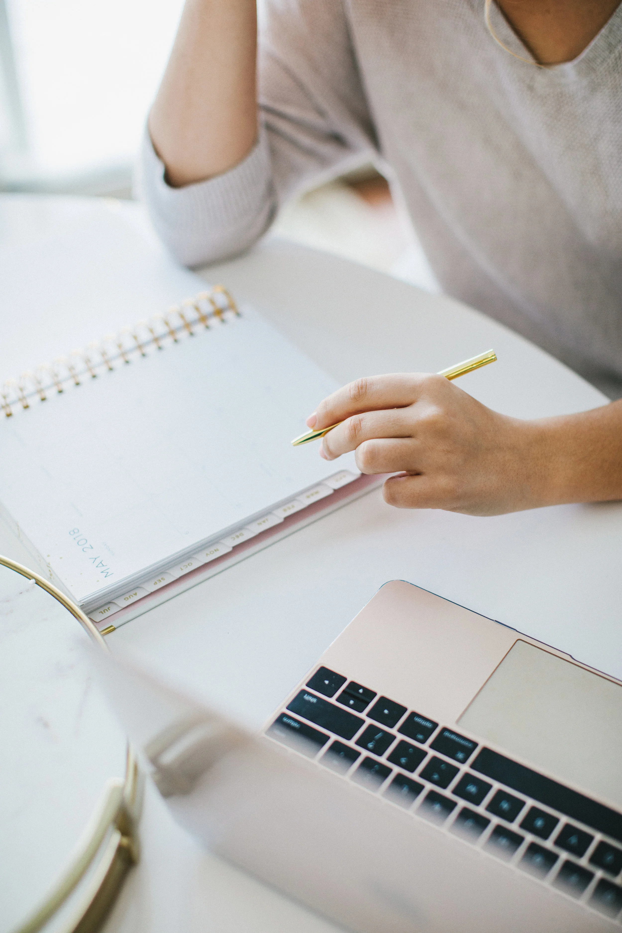 We're Hiring!! | Alisha White Photography 