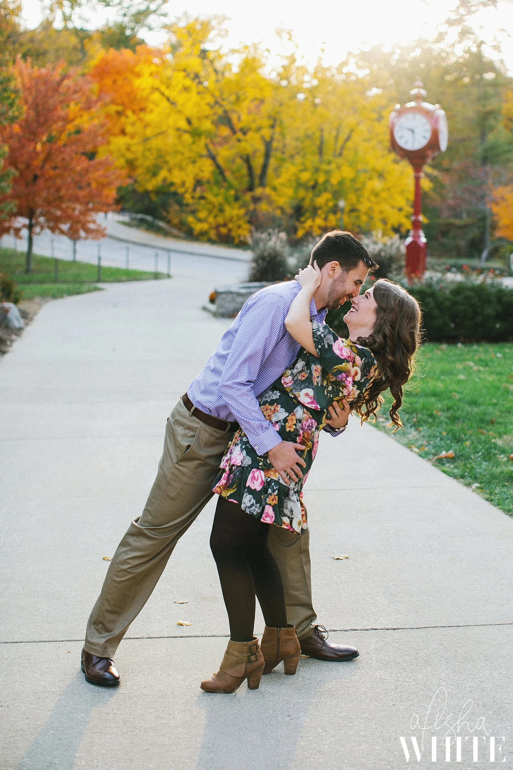 bloomingtonindianaengagementphotographer.jpg