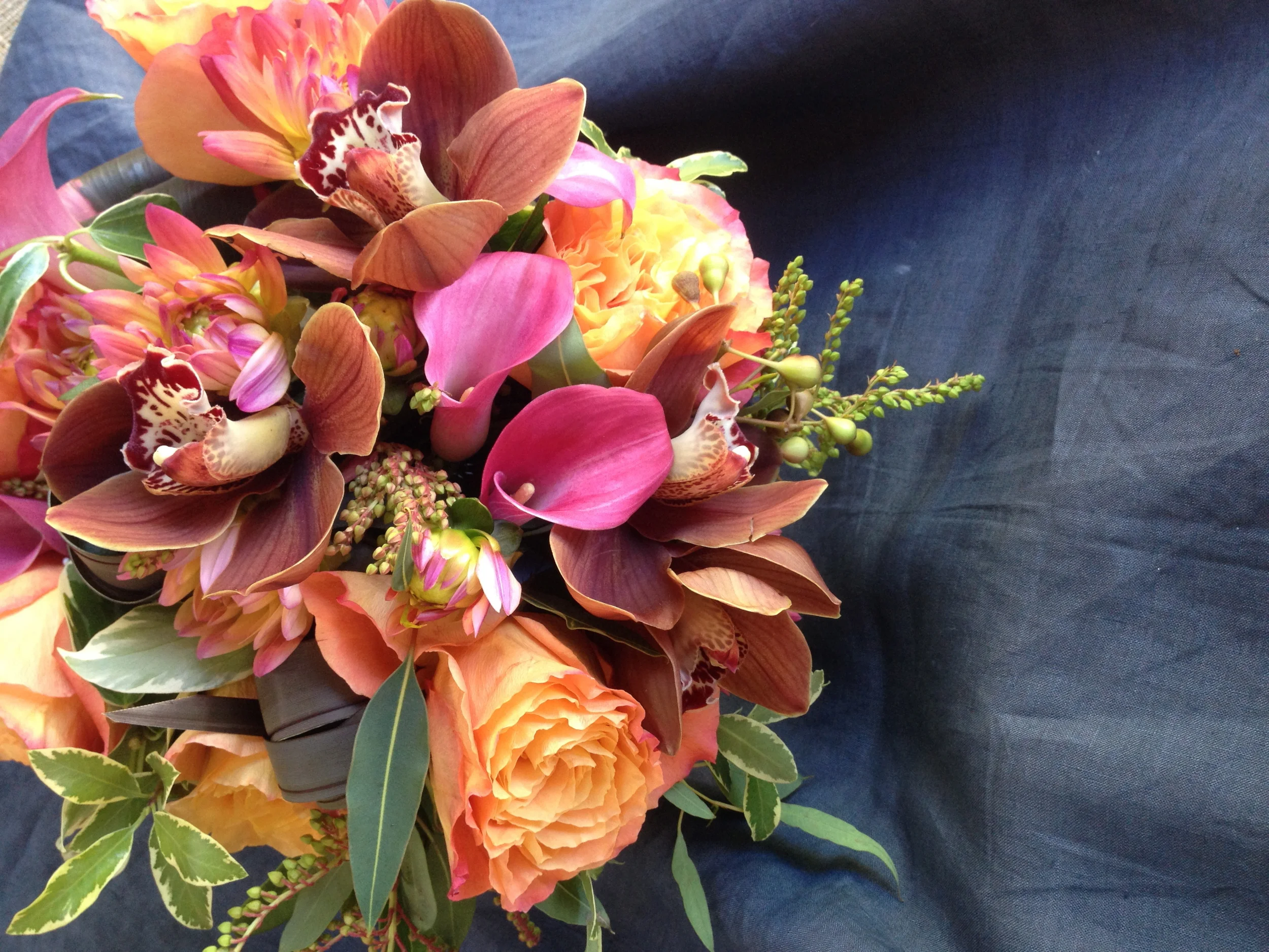 bridal bouquet orange pink
