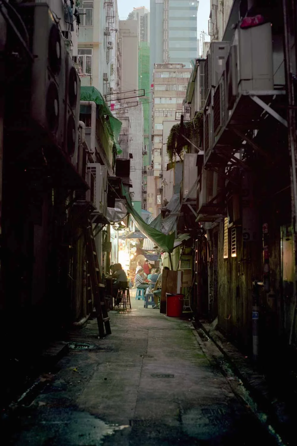 Ajay Malghan_HK Alleys_09.JPG