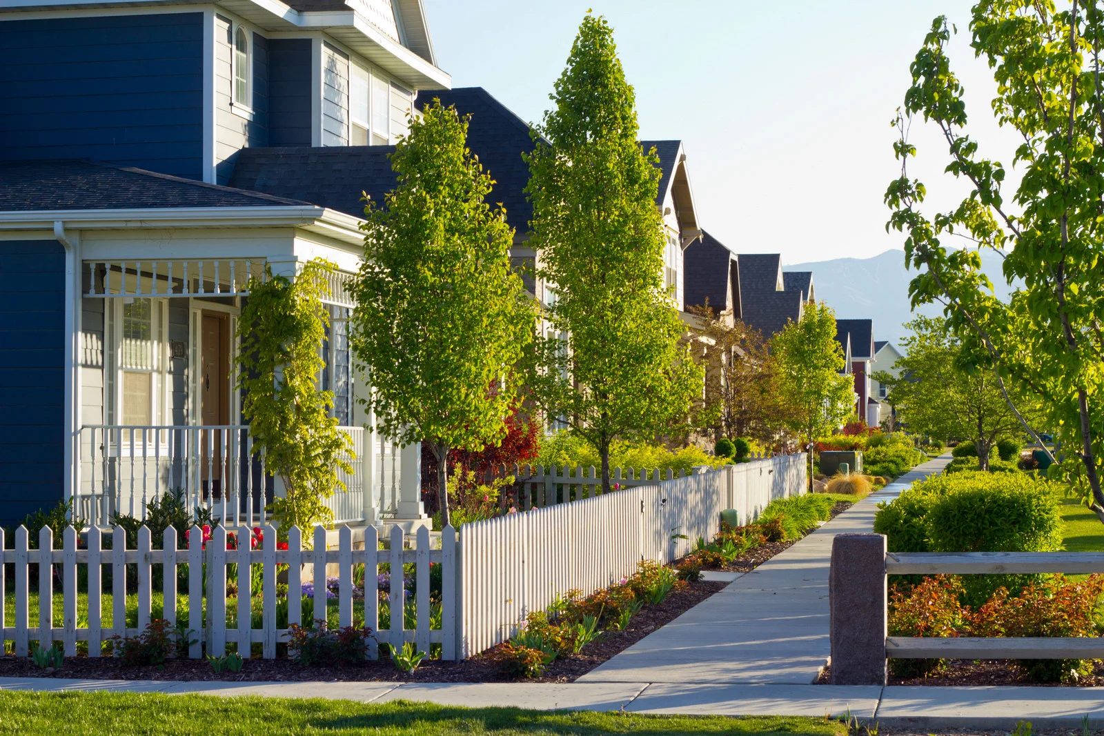 neighborhood-homes.jpg