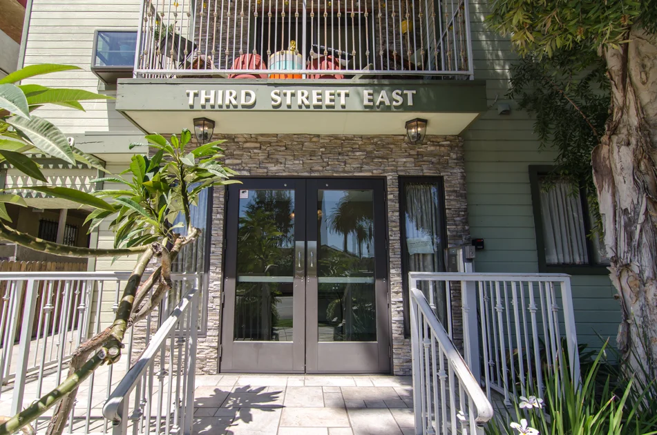 1449 E 3rd #303