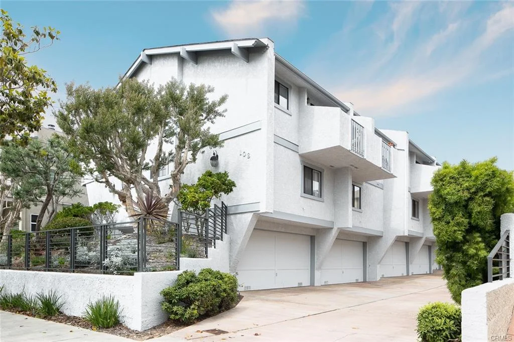 106 S Lucia Ave #1, Redondo Beach, CA