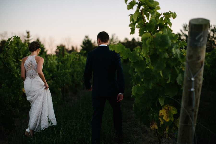 092Ontario Wedding Photography Darkhorse Winery .jpg