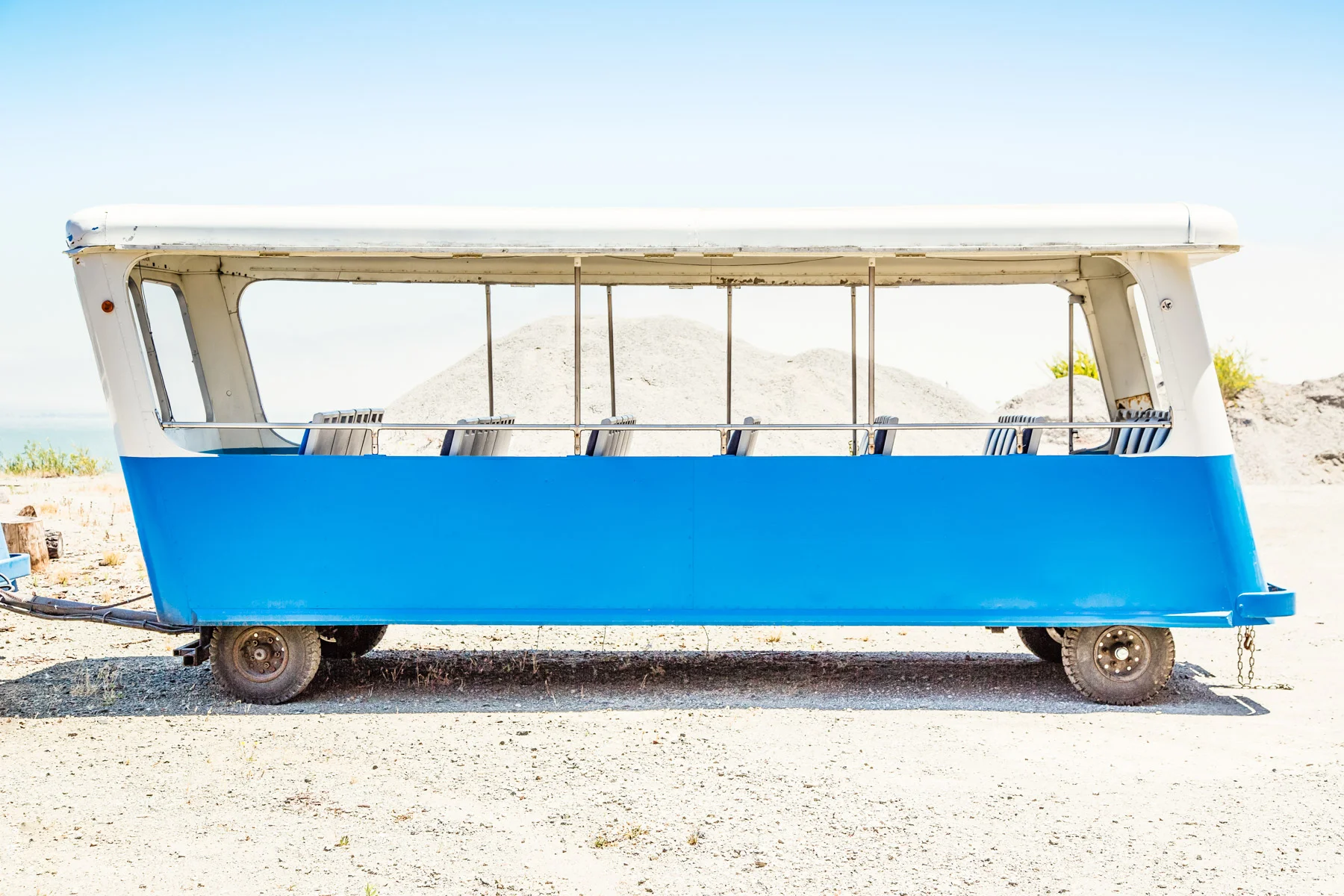 blue_tram_1800_ss.jpg