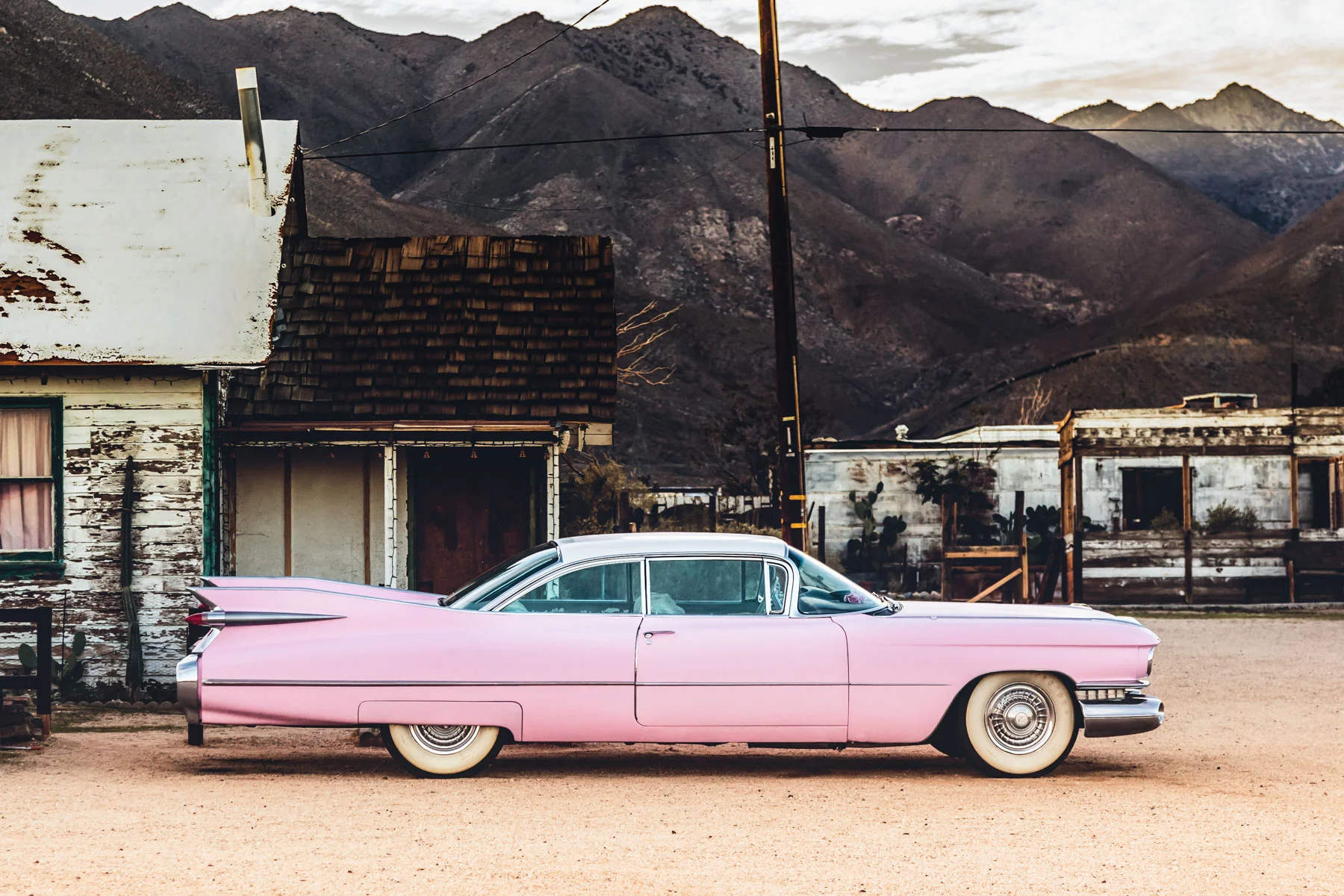 western_terrain_1800_pink_car.jpg