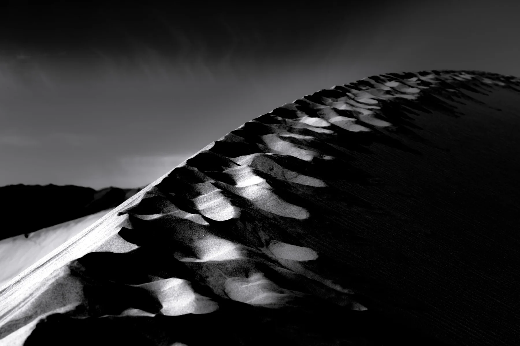 western_terrain_1800_bw_dunes.jpg