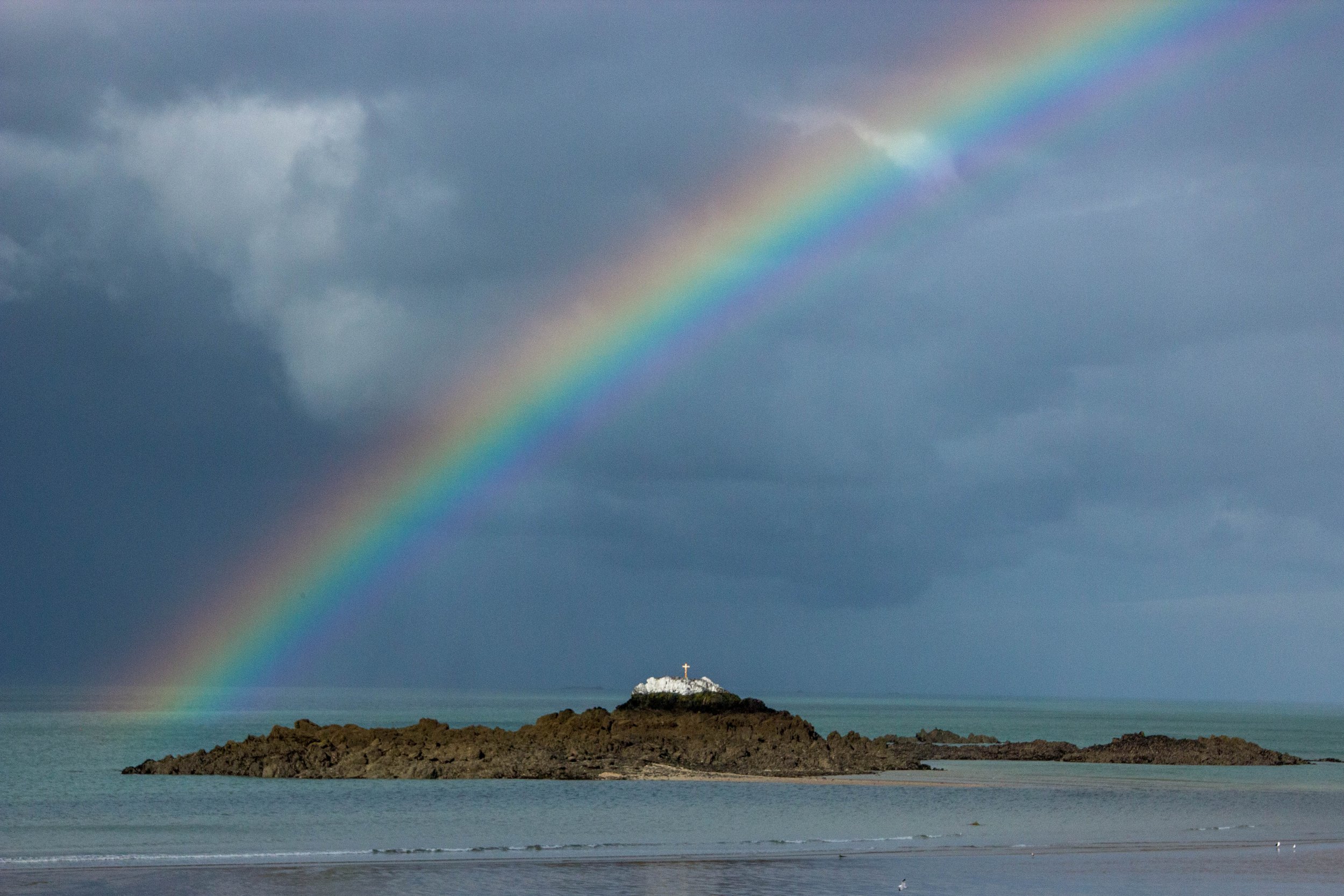 La croix sous l'arc