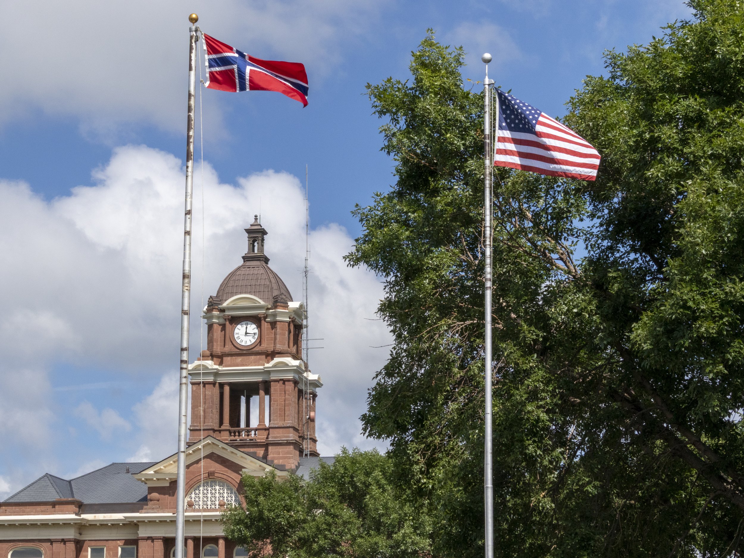 Flags in front of courthouse