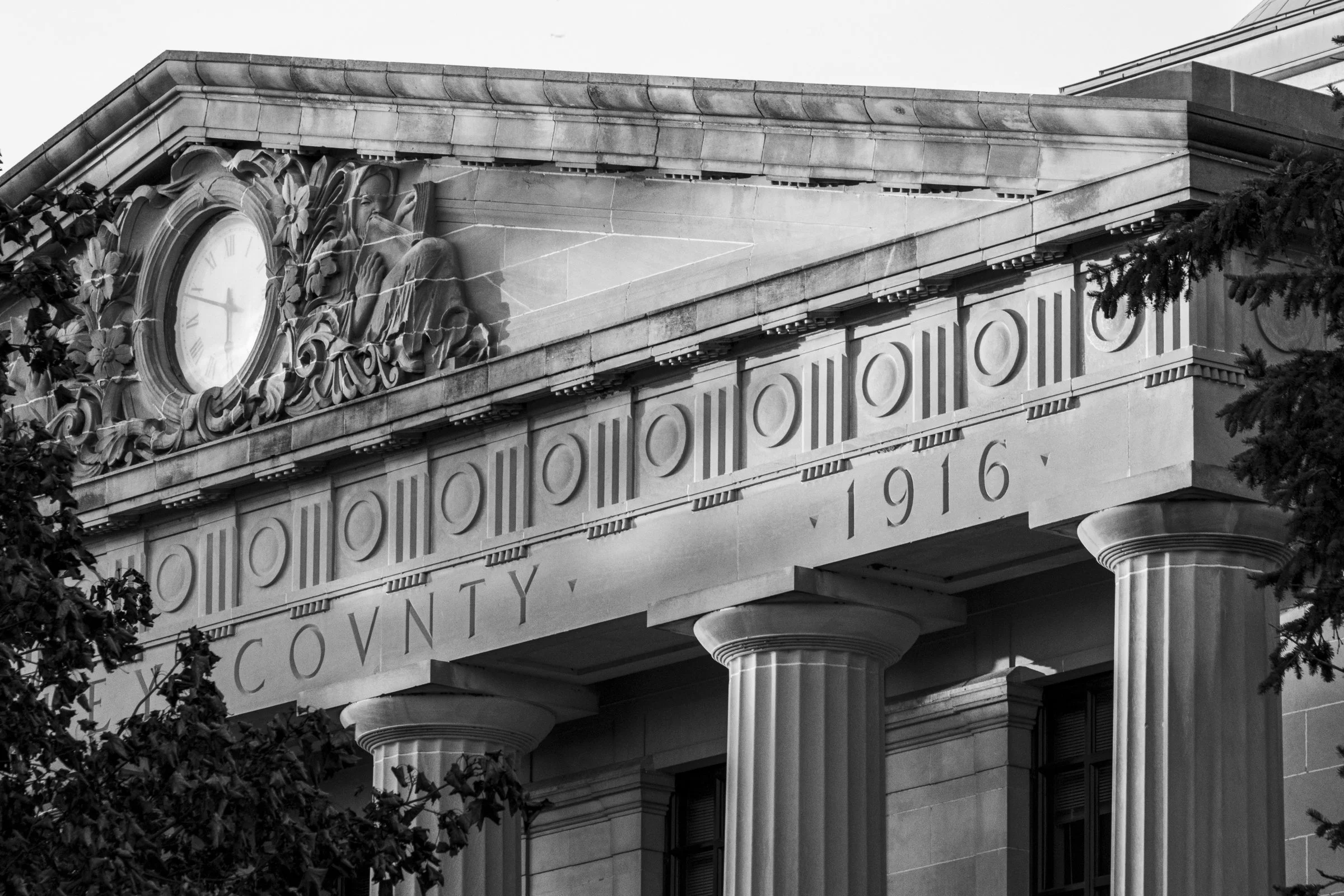 The frieze decorating the facade
