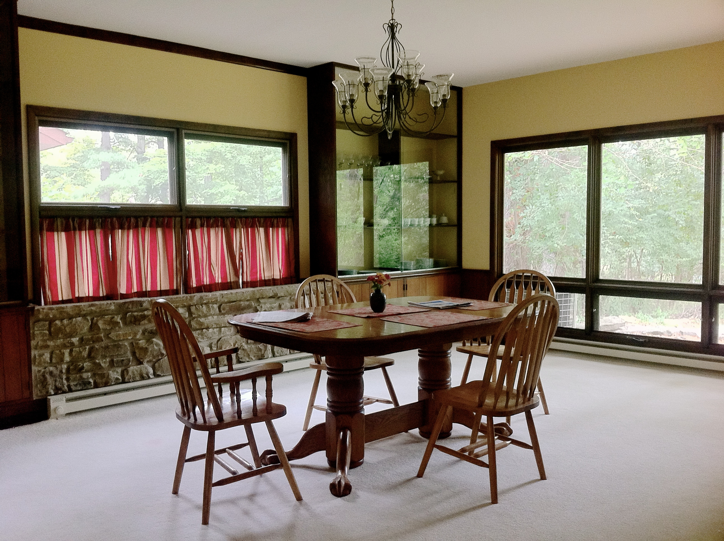 Dining Room 03.png