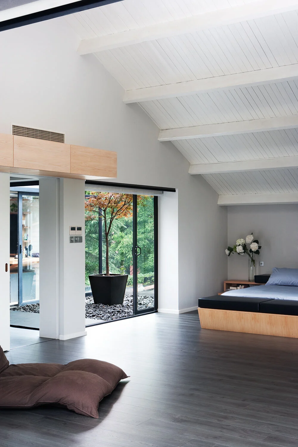 20100712ELLE-DECO_Isabelle-Yuyuan RD_Interior_F-13.jpg
