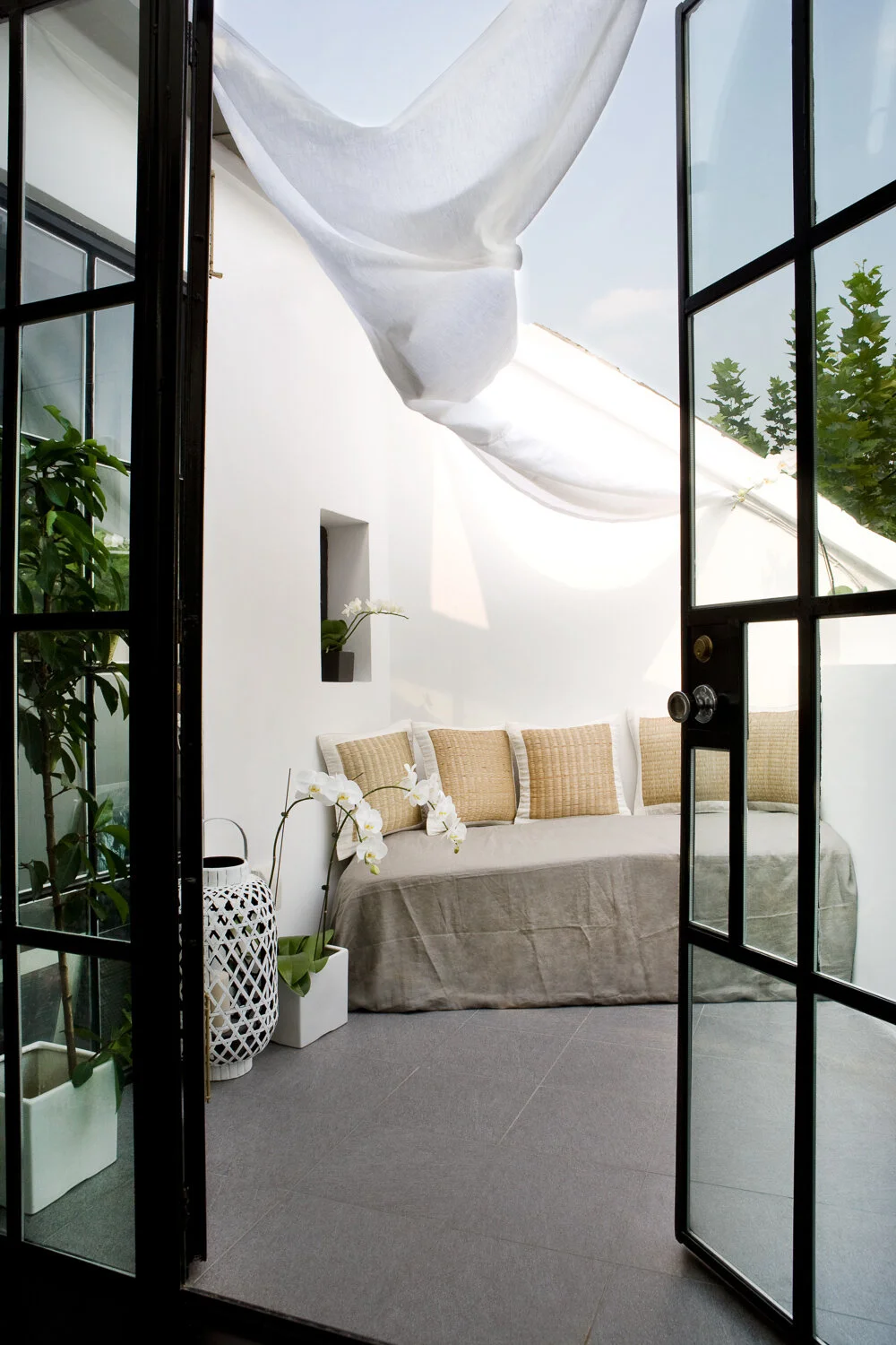 20090910_ELLE-DECO_Gaoyou-Rd_Interior_F-9.jpg