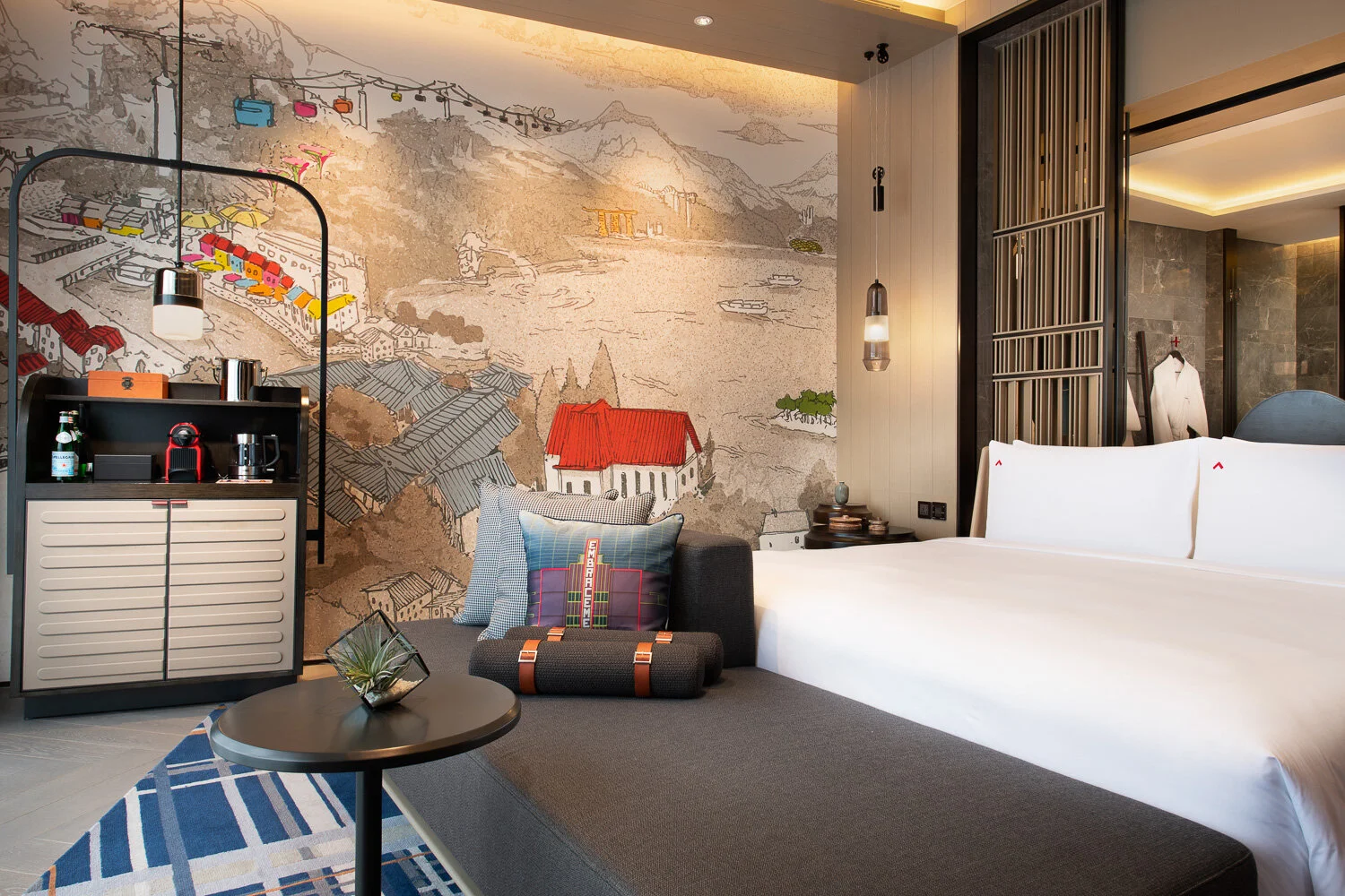 20190522_Wilson_Swissotel_P Suite-2.jpg