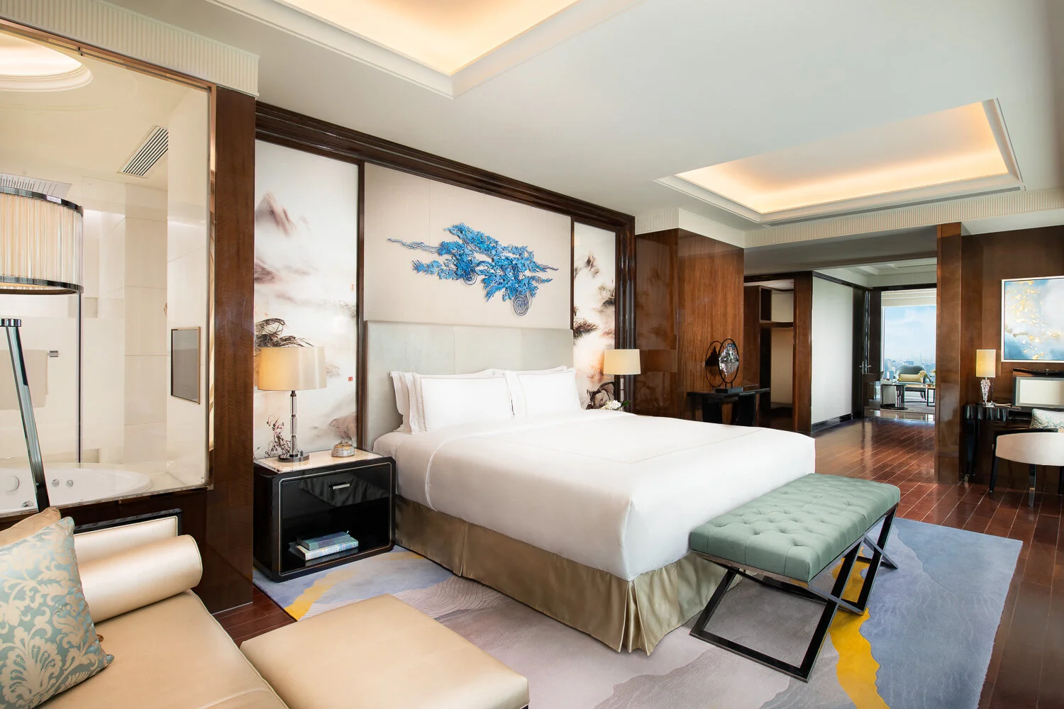 20190705_Fairmont_P-Suite-Bedroom.jpg