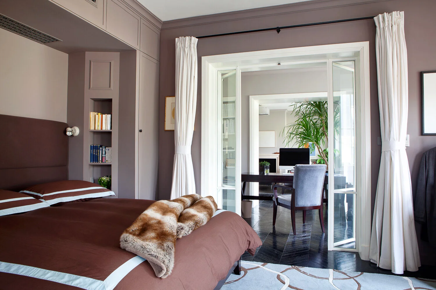 20110607_AD_MATT_Interior_F-4.jpg