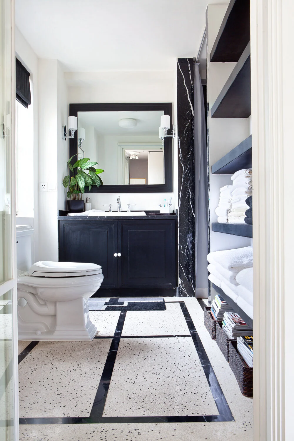 20110607_AD_MATT_Interior_F-14.jpg