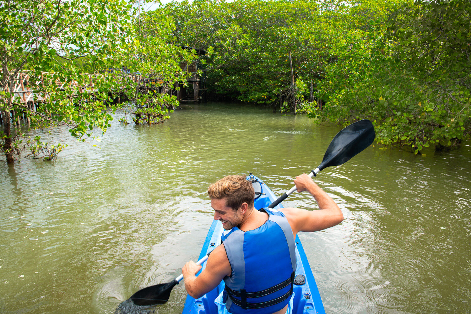 kayak.jpg