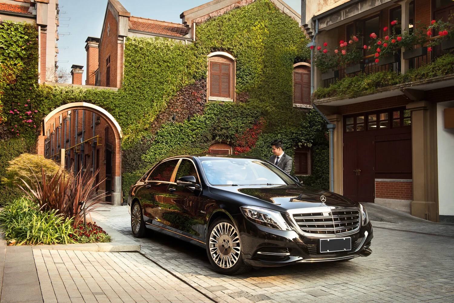 20180129_Capella_Limousine with driver+.jpg
