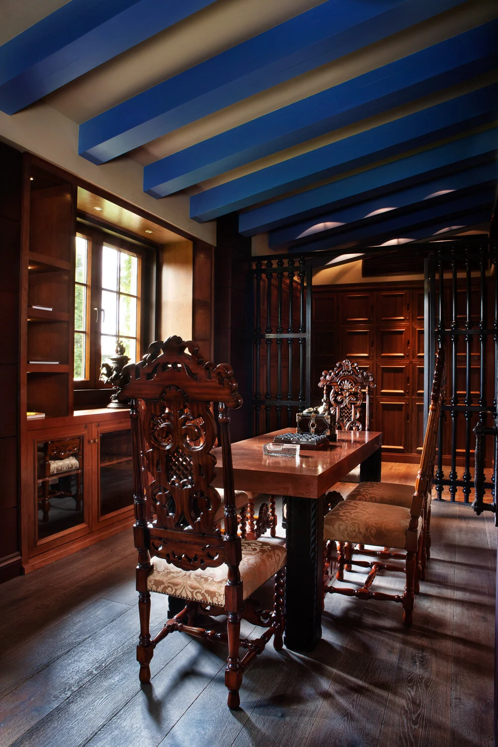 20100806_Sheshan-Golf-Estates_Bar_Interior-2.jpg