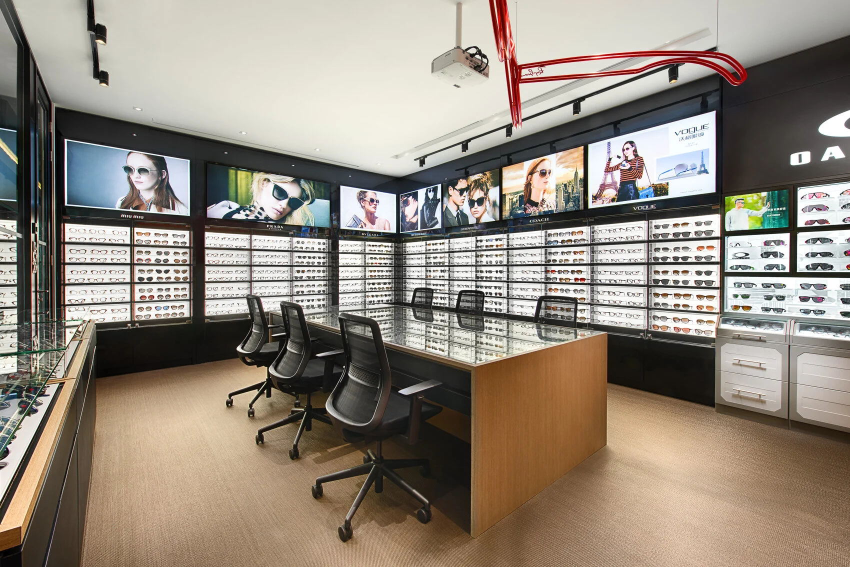 20160730_Interior_Luxottica-Office-1.jpg