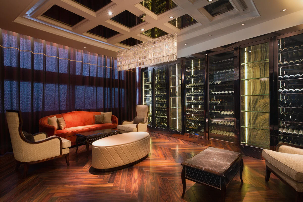 20140822_HBA-Pinan_Interior_Cigar-Bar-1_Capture0041_RET_2(Curtain-Closed).jpg
