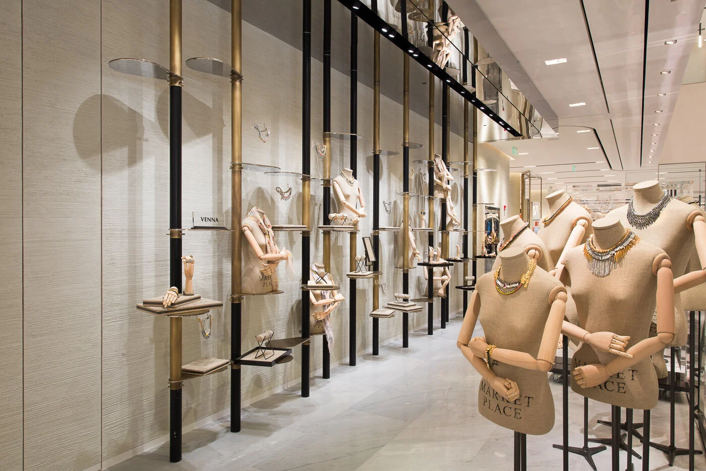 20140314_PeddersGroup_Interior_F-15.jpg