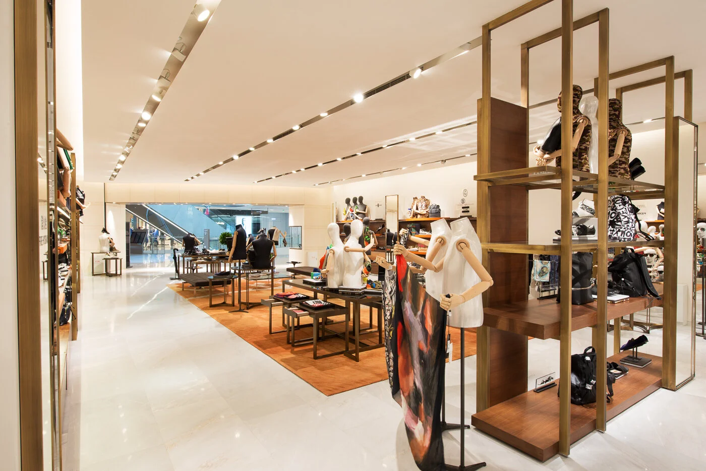 20140315_PeddersGroup_Interior_F-1.jpg